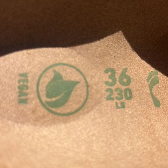 NWT BIRKENSTOCK VEGAN BIG BUCKLE - Picture 13 of 14